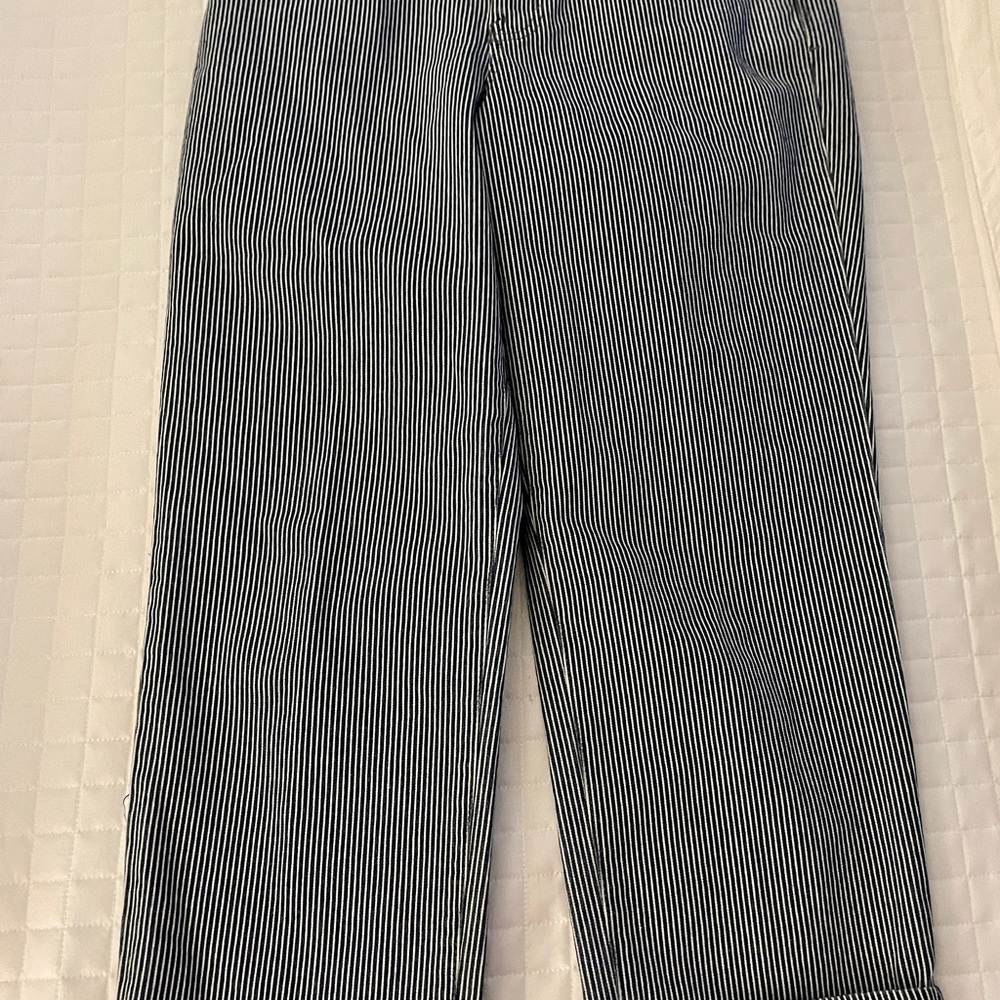Style & Co Navy and White Stripe Capri Jeans, size 6